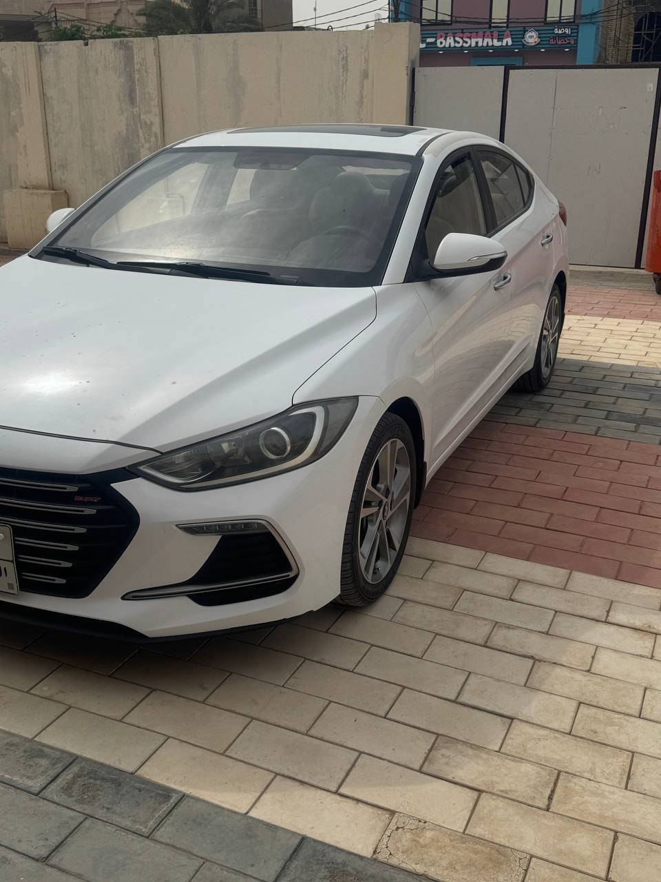 هونداي النترا  2019   ELANTRA  سوبر
خليجي  فول موصفات عدا البصمه     
شمالي اربيل وكاله او تحويل
محرك 2000cc 
 نضام ABS
فتحه سلايد روف
كامره خلفيه دواره 
شاشة 
تحكم أستيرن 
وضعيات قيادة متعدده 3 وضعيات
حساسات خلفي
 مري شفط نضام ترحيب 
لد نهاري 
تبريد قطعتين
ويل كب/ويل كروم/ويل 17
داخل جلد بيجي
مدخل AUX+USB/بلوتوث...
كفاله عامه حتى الدعاميات فقط كرت صغير خلف قبق البانزين 
للاستفسار اكثر  الاتصال ع رقم ***********
مكاني النجف
