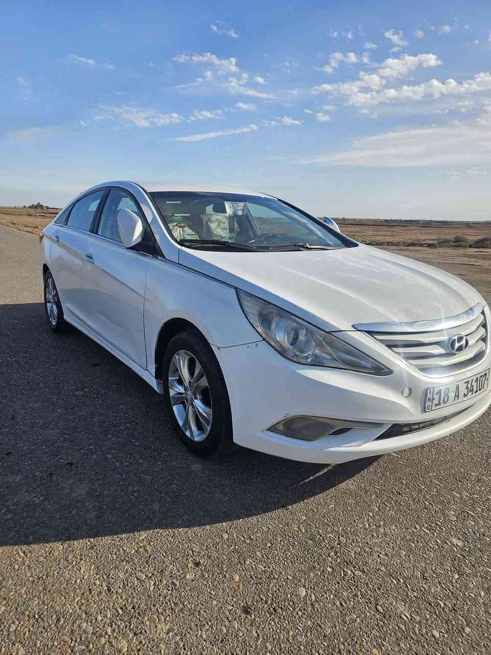 سلام عليكم لبيع سوناتا موديل 2013وارد خليجي السياره بيه صبغ اربع قطع بدون داخل سياره جديده حداديه جديده تخم تايرات جديد مكينه 2400 دوش رقم بابل انكليزي السعر 95ورقه والشراي يتصل مكان السياره ميسان الميمونه ***********/***********
