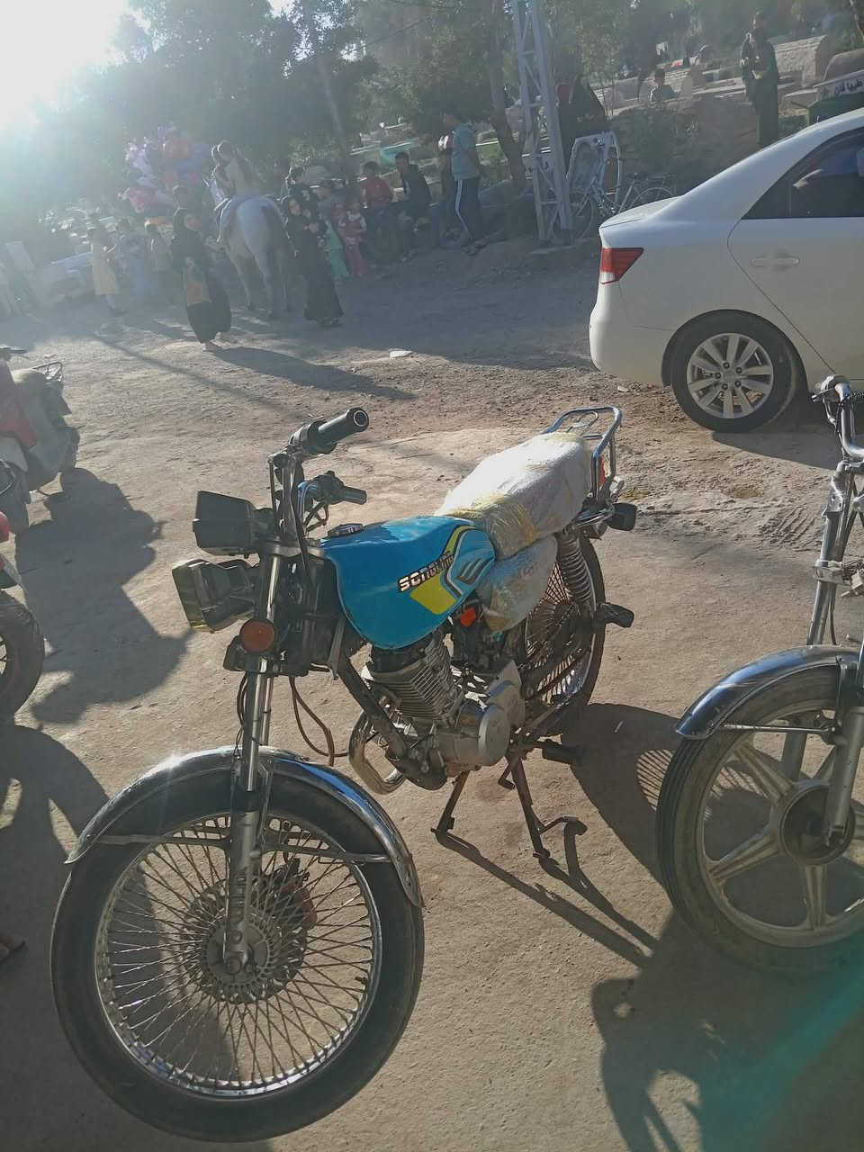 دراجه للبيع دراجه كامله موديل 23 السعر 425وبيه مجال للتواصل ***********
