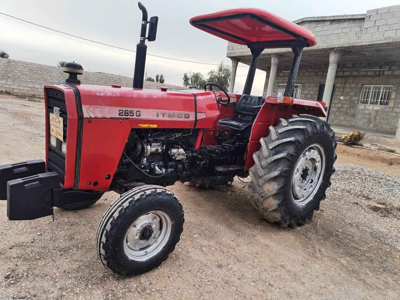 لسلام عليكم
تركتر ايراني 
موديل(2013)
 رقم سليمانيه
تريد وكاله تريد تحويل السعر 78 وبيها مجال
الاتصال ***********
