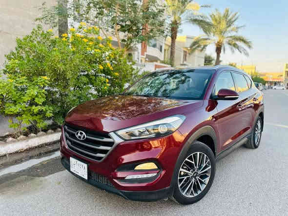 السلام عليكم 
———————
توسان 2016 خليجي 
رقم بغداد 
———————————
مواصفات عادية 
١- تبريد قطعتين 
٢- مري شفط + إشاره 
٣- تحكمات 
٤- كشن كهرباء 
٥- لد امامي 
٦- محرك ٢٠٠٠ دوش 
—————————————————
سياره جاهزه من كلشي بدون نواقص 
مكفولة من الحادث والصبغ و البارد و الفتح ماشية 130 الف كم مكينه وكير بوضع الشركة 
صدر امامي خلفي  + تخم تاير جديد 
———————————————————————-
السعر :- 168 
مكانه :- بغداد 
***********
