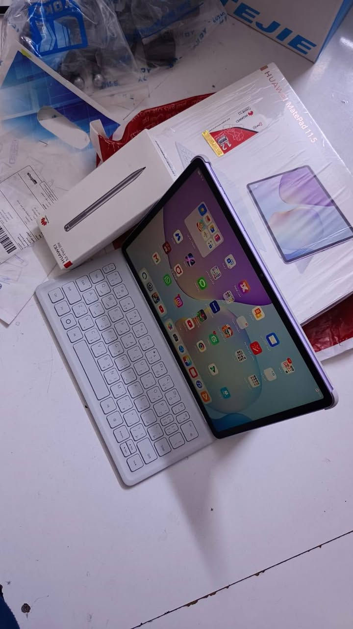 هواوي ايباد 11.5جهاز  الذاكرا  ٢٥٦ جديد مشحون مرة وحده بي فطر بل بلازمة فقط مشتغل 5ايام مع كامل محتوياتة   السعر 400
العنوان الاعظمية  ***********
هواوي ايباد 11.5جهاز  الذاكرا  ٢٥٦ جديد مشحون مرة وحده بي فطر بل بلازمة فقط مشتغل 5ايام مع كامل محتوياتة   السعر 400
