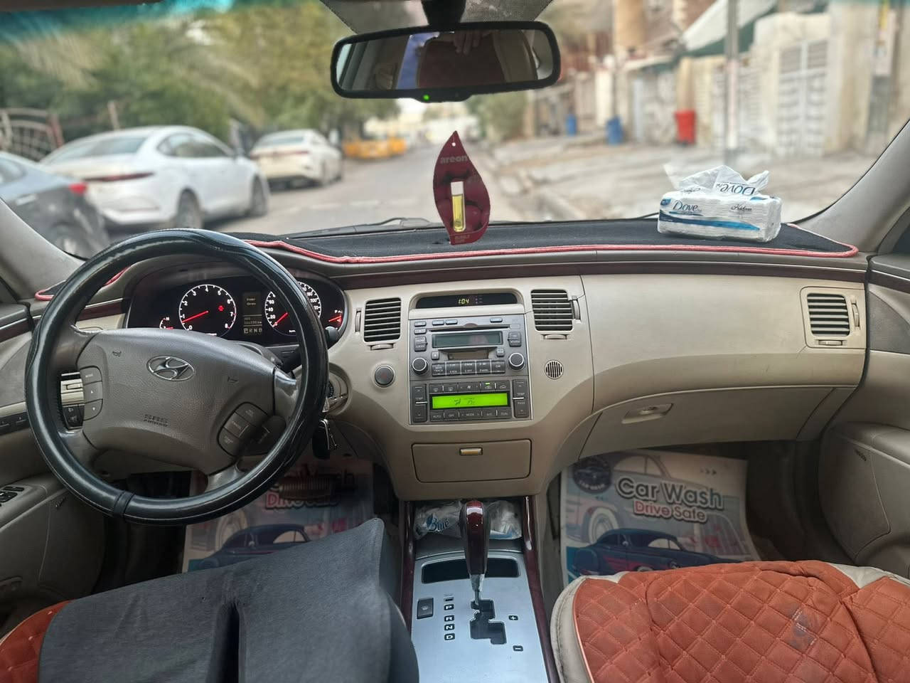 السلام عليكم ازيرا موديل ٢٠٠٨ للبيع  خليجي محرك ٣٨٠٠ مكفول هو والكير السياره بيهه صبغ ابيع حزام  مناقصه اي شي 
السعر ٩٠ وبهه مجال هاتف ***********
