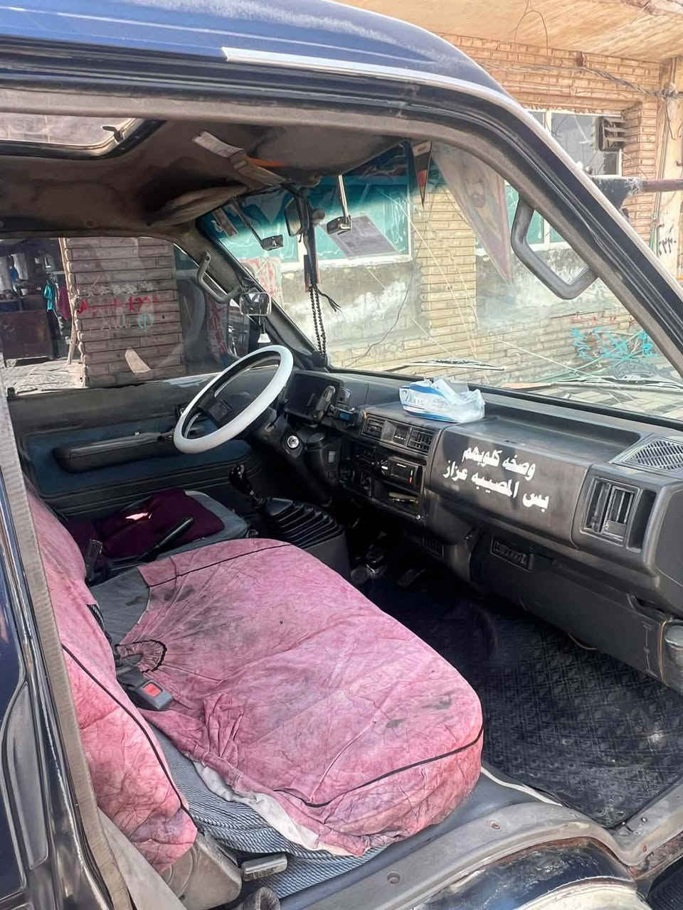 السلام عليكم كية بستة للبيع مكينة وكير واكسل كفالة شواصي ٤ كفالة بديها كفالة عامة بيها صبغ قليل موضح بل صورة مكانها واسط سعر ٦٠ وبيها مجال اي استفسار اتصل ***********
