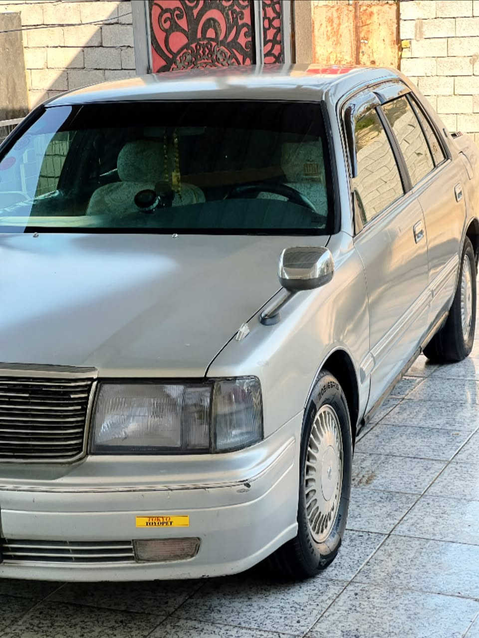 السلام وعليكم لبيع راس الثور تكم مديل 97 بسمي السياره جاهزه حداد توني مسويه تبريد ويه السويج مكفوله من الضربه وعيب الشرعي  مكاني البصره قضاء المدينه  السعر 87 وبيه مجال حك الجيه رقم الهاتف***********
