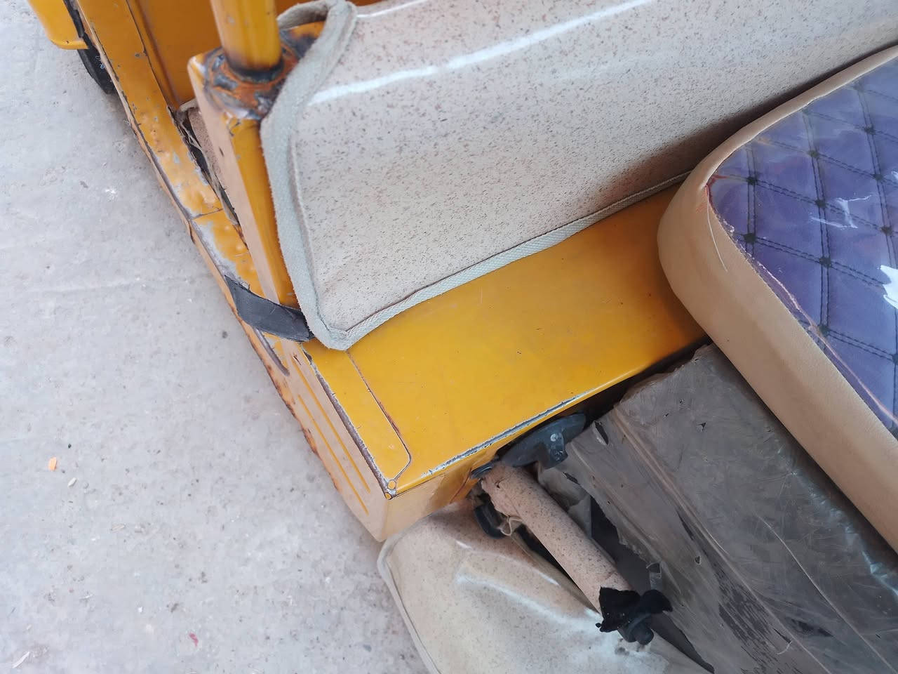 السلام عليكم تكتك للبيع موديل 20اوراق التفاصيل تفضل خاص


**إذا كنت صاحب هذا الإعلان وتريد حذفه لأي سبب، رجاءا أرسل رسالة إلى الدعم الفني**