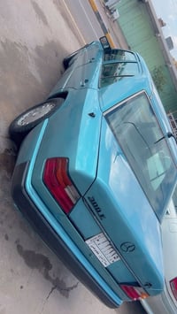 مرسيدس 300E • ١٩٩٠ • صلاح الدين