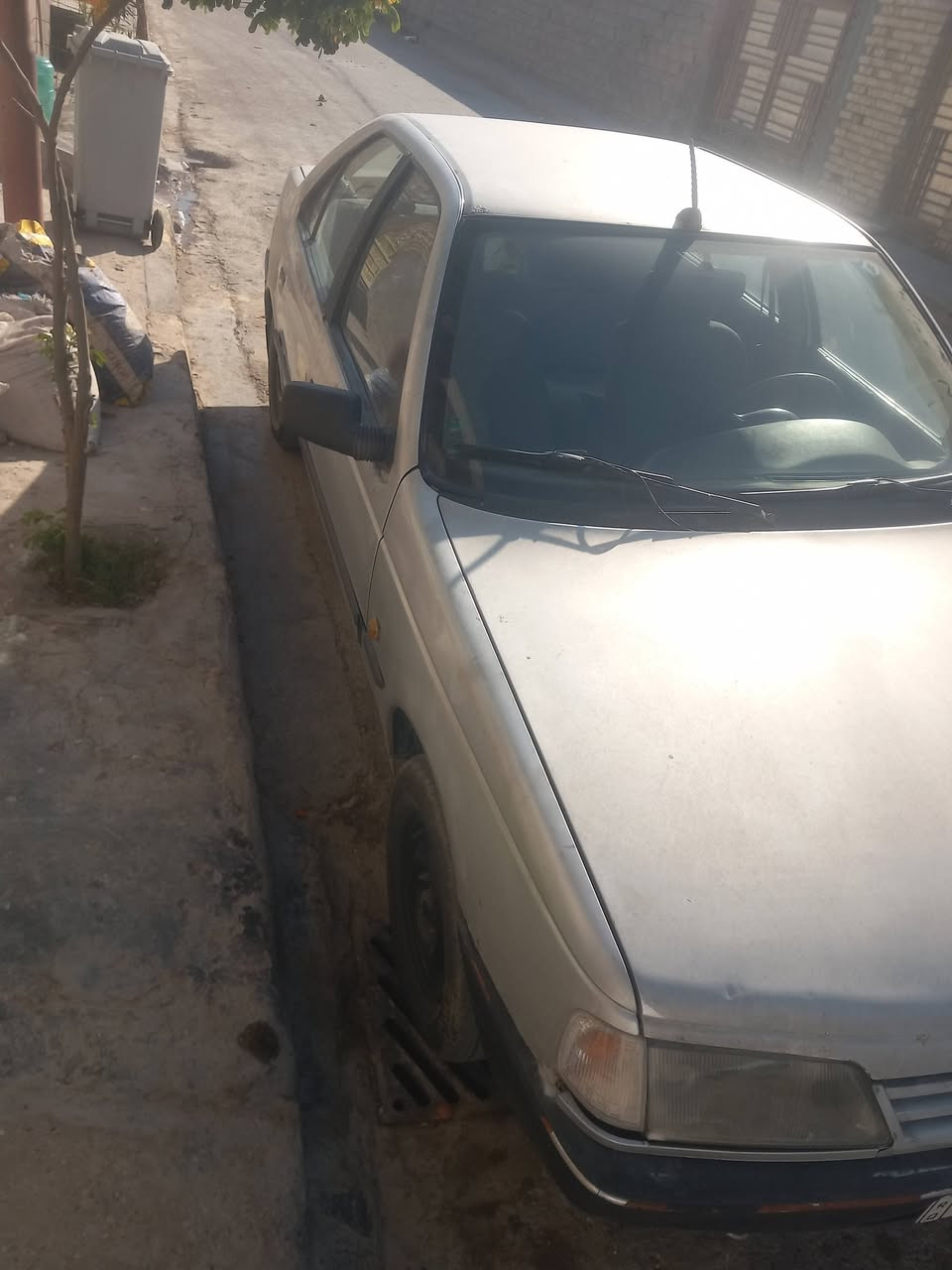 السلام عليكم بيجو روى مكينه كير تبريد جاهزه السياره بسمي  مكاني بغداد السعر ٢٤
***********
