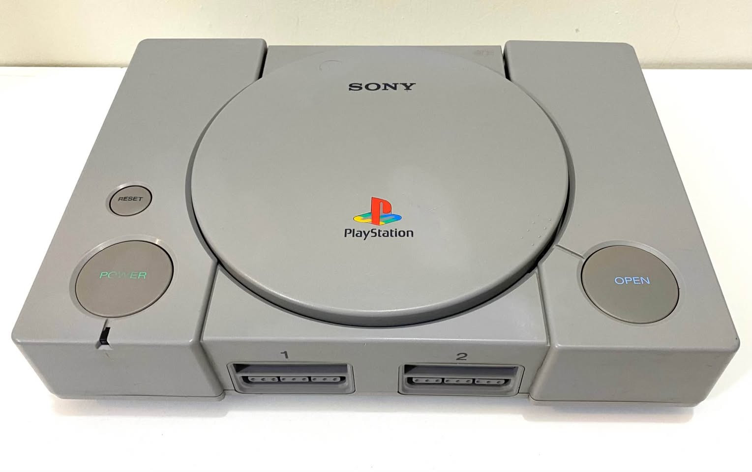 بليستيشن 1 نضافه ميه بل ميه , سحب سريع ،
محور فري ريجن ، 
يشغل جميع الاقراص الاصليه . ويشغل جميع الاقراص الكوبي شرط الفحص ، كامل ملحقاته مع يدات عدد ( 2 ) 
 ، مع 5 اقراص .
السعر :- 65 توصيل موجود 
مكاني بغداد ( ساحه النسور ) ' بغداد, العراق


**إذا كنت صاحب هذا الإعلان وتريد حذفه لأي سبب، رجاءا أرسل رسالة إلى الدعم الفني**