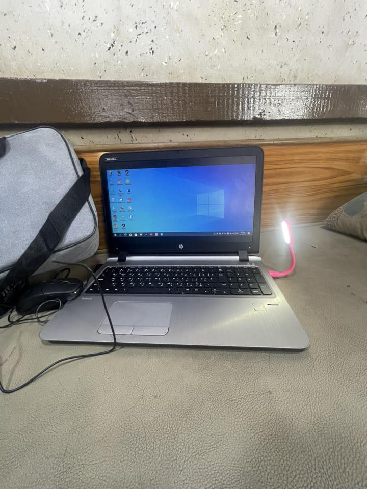 حسابه مستخدمه شي قليل للبيع مع جنطه ومواس وجنطه كامله السعر 275الرقم ***********
