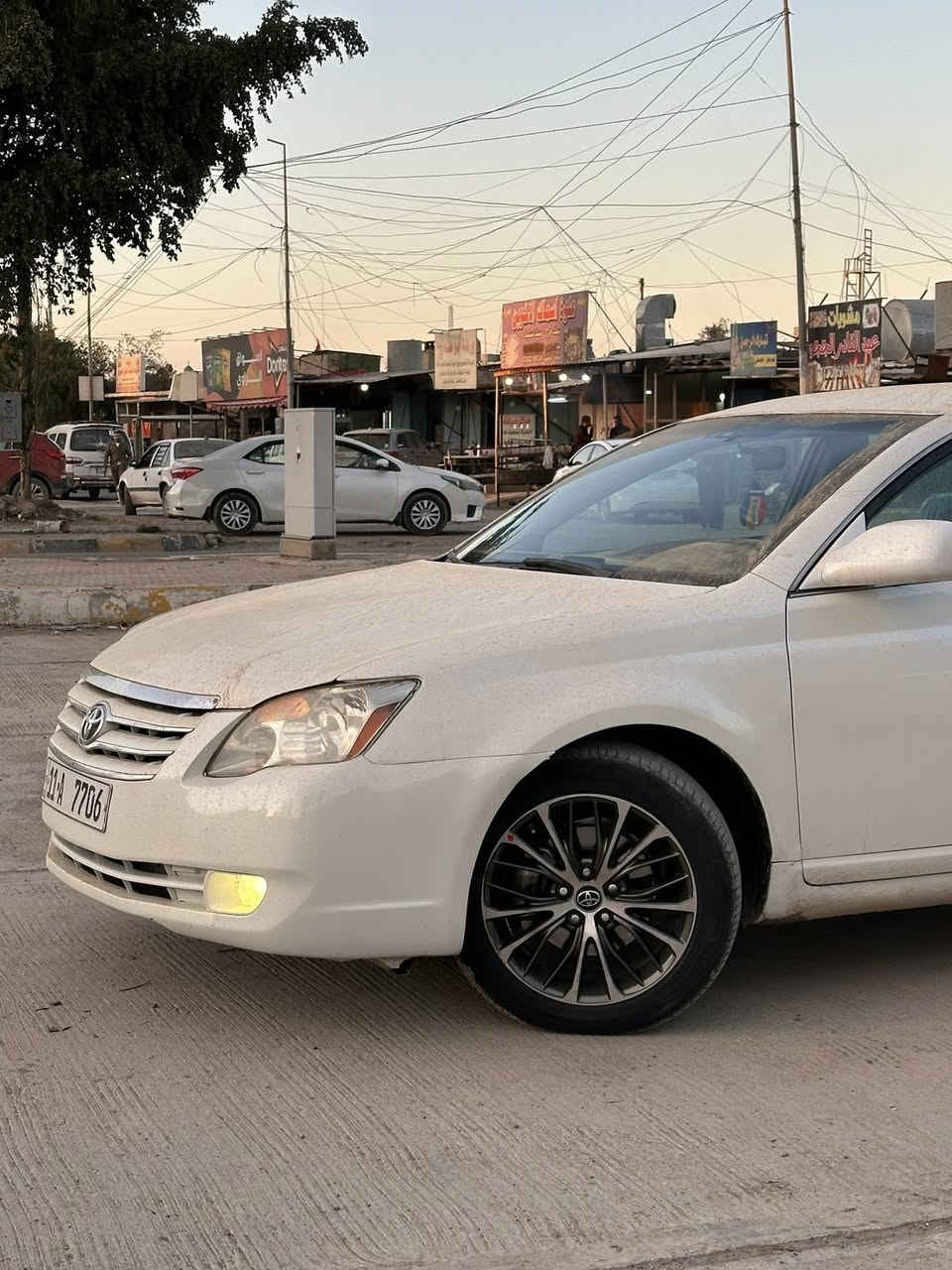 السلام عليكم الحلال للبيع افلون موديل 2008بيها مكانات صبغ 
محرك كير شرط أنطيك وين ميعجبك 
صدر امامي خلفي كله جديد 
منضومه زنون عالي ناصي كله شرط 
تخم ويل وتخم تايرات جدد شرط 
تحكمات ب استيرن شاشه 
كأمره خلفيه حساسات كلها شغاله 
تبريد تدفئه كله شغال 
رقم بغداد مميز سنويه ل 2029هزه 2026
سنتر لك جام كهربائي 
كشنات كهربائي 
هيترات مرايات 
محرك 6سلندر سياره مال جناي كامله ع آخر حبابه ربع مابيها مصرف 
مكان السياره تكريت شراي اتصل ع رقم وتدلل ***********
