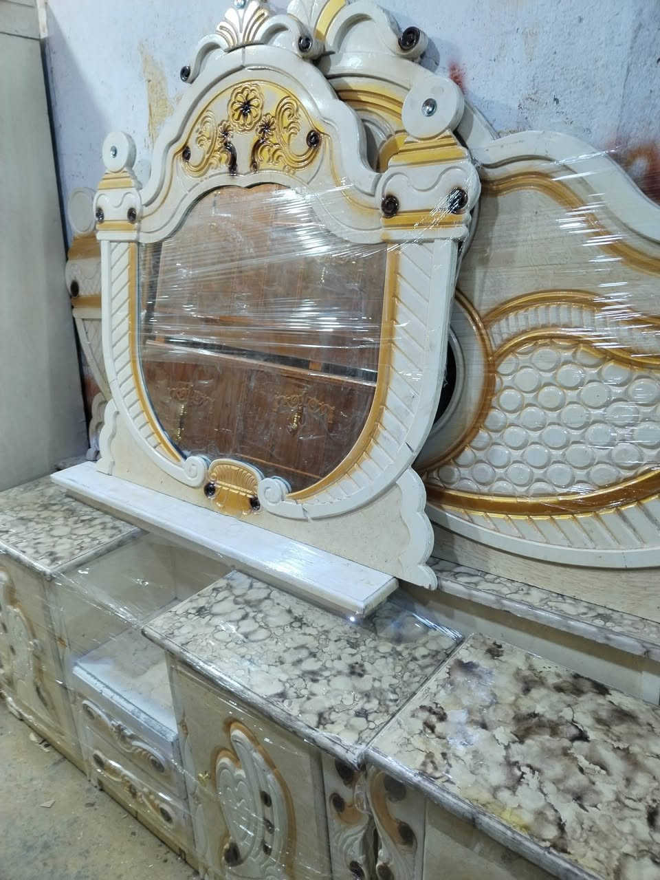 غرفه. لبيع نجار سعر 650 تصال واتساب ***********ناصريه مركز
