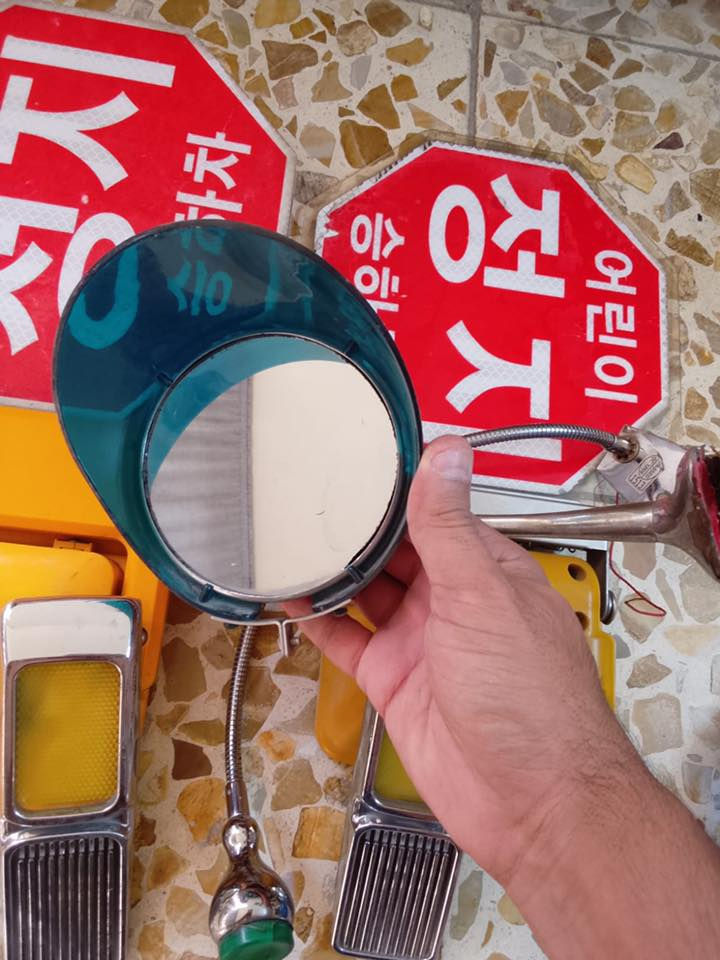 سلام عليكم غراض اصليه كلشي وسعره شراي تصل ***********
