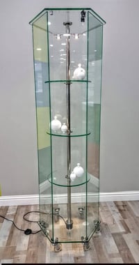 فاترينه مميزه من ناحية التصميم ......07706055397....واتساب