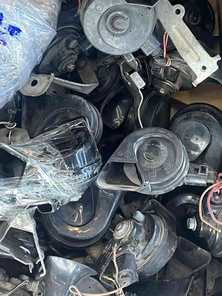 واتساب فقط ***********
لبيع ‎ جميع قطع غيار سيارات المانيه 

‎اطلس - تيكوان- طاوس - جيتا - باسات - كولف 

‎توصيل جميع محافظات العراق
