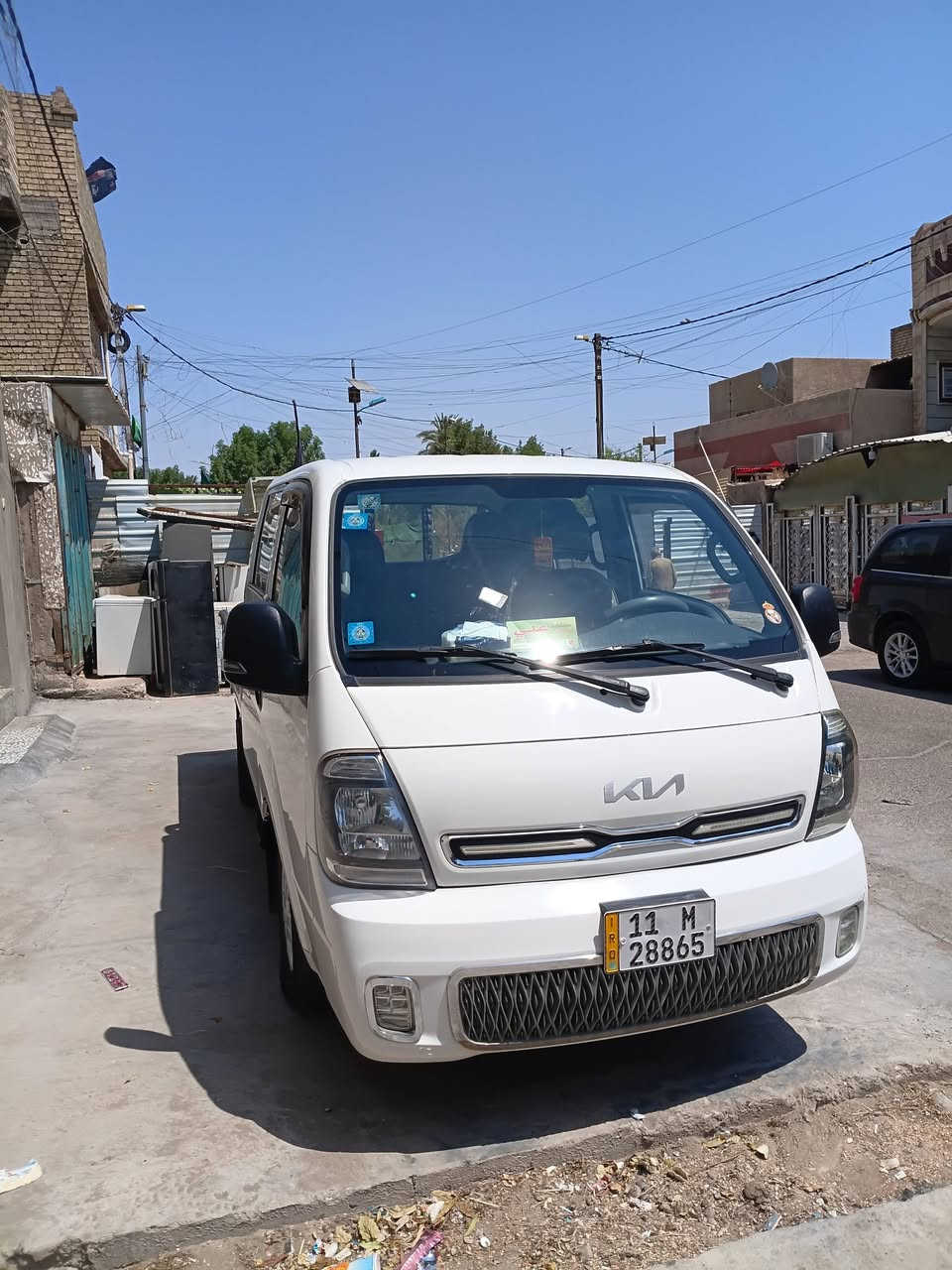 كيا ٢٧٠٠ دبل قماره 
موديل ٢٠٢٣ 
مراوس باي سياره اشعندك نزل 
رقم بغداد الجديد 
عداد المسافه 90الف
السياره باسمي 
الساره بيه رصعة جوه الباب الخلفي كلش خفيفه
وبيه صبغ رشه بالدعاميه والبنيد كلشش قليللل
الساره  ما شاء الله كلش نضيفة ومال جنايي
السعر 167$ ورقة وبيه مجال للطيبين
العنوان بغداد _ الكرخ
للاستفسار الاتصال على الرقم 
***********
