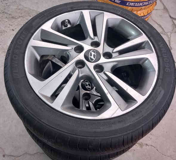 السلام عليكم...تخم ويل كب 17 اصلي النترا موديل 17  18 + 4 اطارات 225/45/17 ....سعر التخم 300 الف 
العنوان:بغداد الجديده
للاتصال:***********
