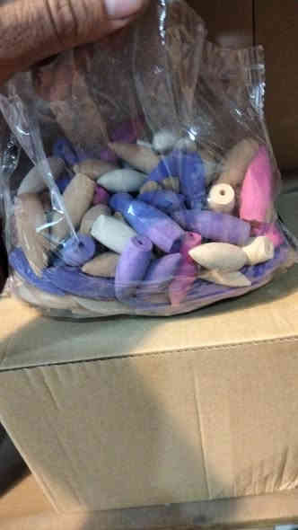 سلام عليكم متوفر
بخور صيني شلال عطور طيبه متعدد 
مع كيس بخور 
سعر 7000
حجز واتساب فقط 
***********
