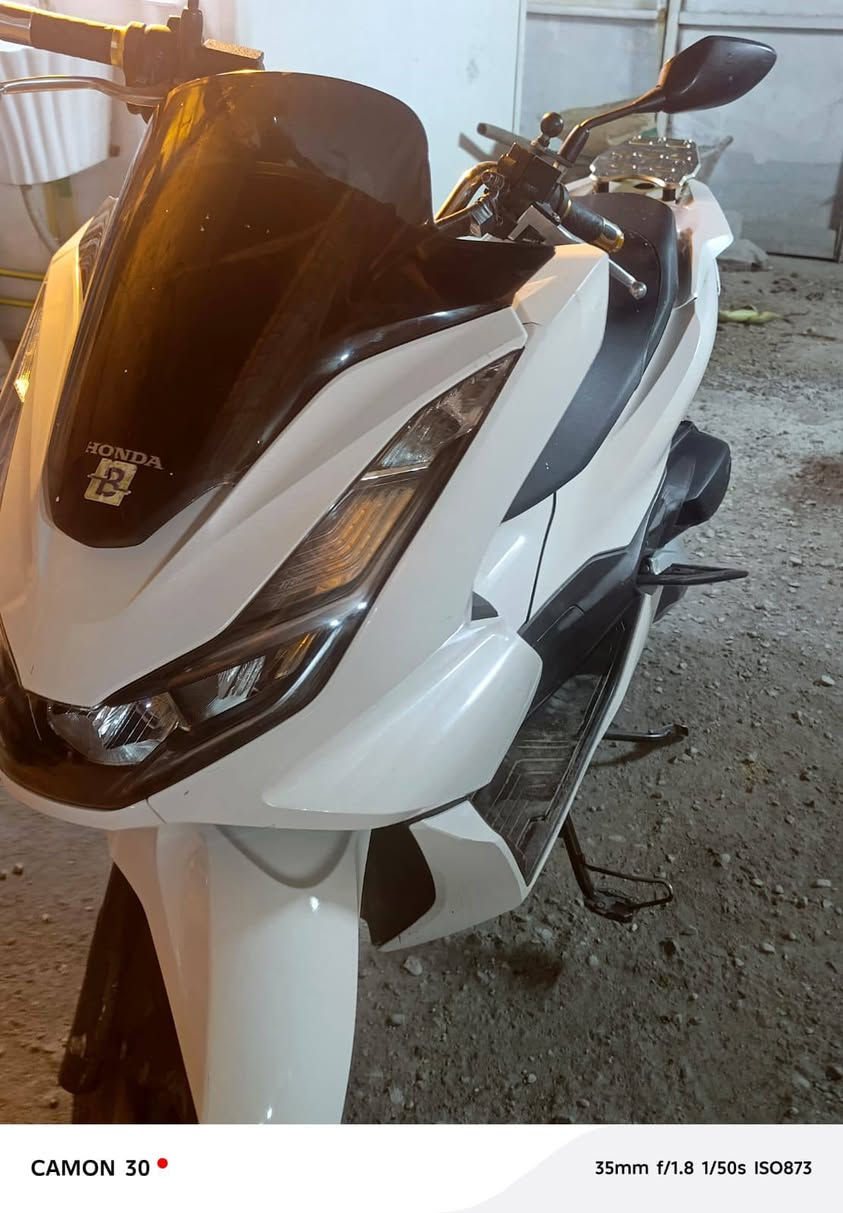 جيل4 كفالة عامة دراجة بلواقع هواي احلا حساس زدحام  ABS بصمة سويج اكفلكياهة من لبرغي دهن موتل قبل يومين مبدلة بانزين محسن  سعر 18وبي مجال حك جيتك عنواني زعفرانية  بس واتساب وتصال ***********

