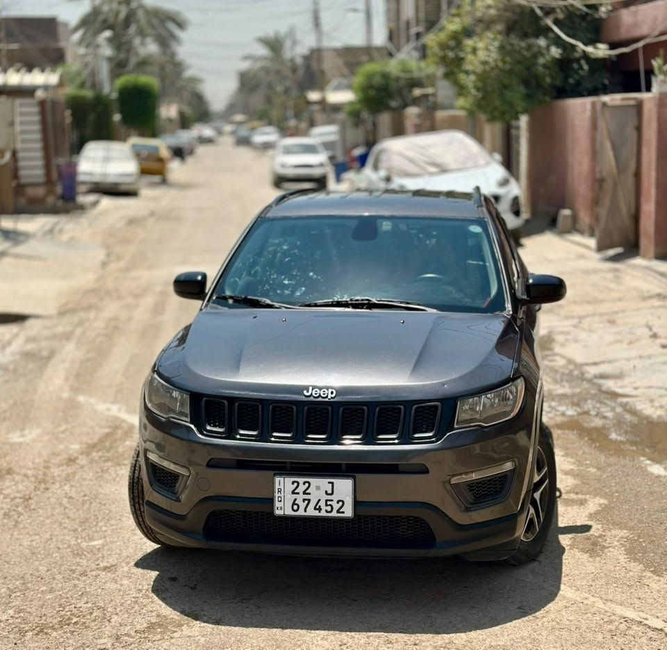 جيب كومباس للبيع
موديل 2019
وارد امريكي ضربتها قبق جنطة فقط 
4 سلندر محرك 2400
ماشية 96 الف قابل للزيادة 
بصمة، تحكم ستيرن، مثبت سرعة، كاميرا
هزة وسنوية جديد 
تخم تايرات جديد 
حدادية جديدة
تبريد قطعتين ثلج
رقم اربيل وشرط التحويل
سونار موجود وصور الحادث موجودة
باقي التفاصيل للسيارة معروفة 
السيارة جاهزة

سعرها 127 ورقة 
مكانها بغداد الدورة او جسر ديالى
*********** ابو زيد
