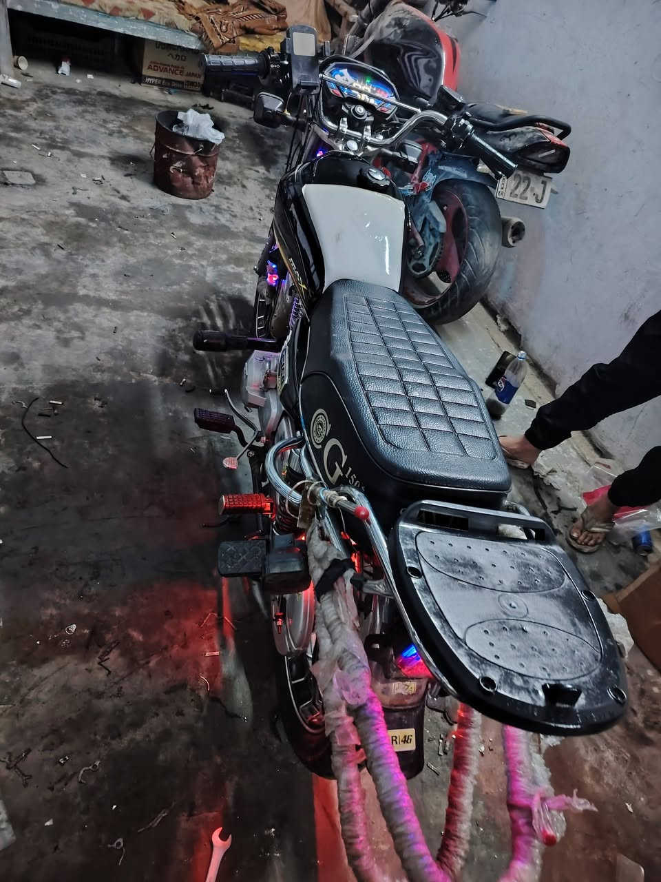 السلام عليكم ايراني للبيع موديل 25 صارلي 5 اشهر مشدود بعده جديد سعر 850 بي مجال


**إذا كنت صاحب هذا الإعلان وتريد حذفه لأي سبب، رجاءا أرسل رسالة إلى الدعم الفني**