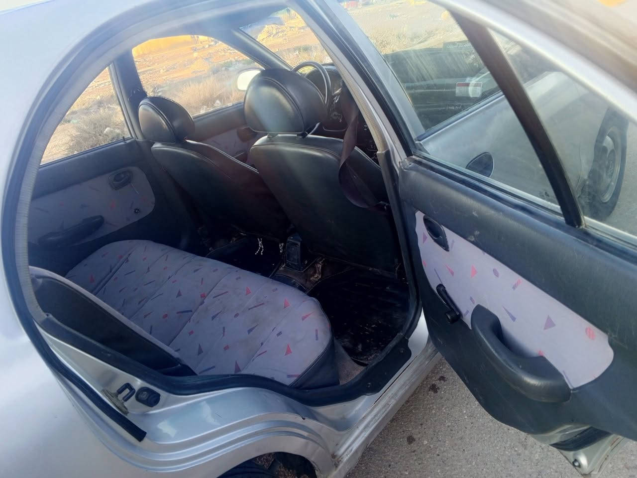 السلام عليكم هونده اكسنت موديل 1994سياره جاهزه كير محرك تبريد ثلج سياره مكفوله من الصبغ والتبديل وكلش ناعمه السعر 34وبيه مجال والشراي يتصل مكان بغداد ***********
