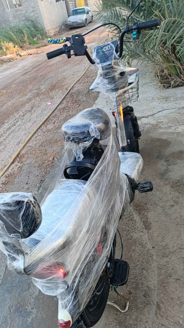 ماطور شحن للبيع السعر ٢٥٠قفل مع الشاحنه اتصل ***********
