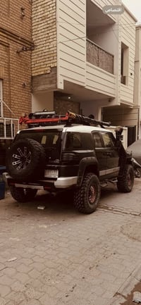 للبيع FJ فول سياره كلش حلوه والتعديل العليها بعد احلى 6 سلندر رقم دولي...