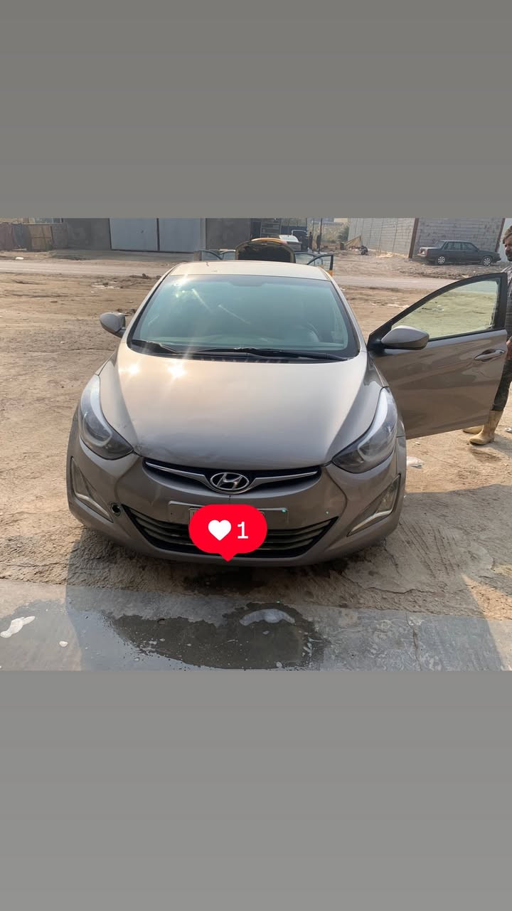 السلام عليكم 
للبيع النترا موديل 2014 
السياره امريكيه الضرر جاملغ السايق فقط 
مكينه 2000 السياره خير من الله مانقصه شي 
ماشيه 130 
اللأستفسار اتصال على ***********
السعر 112 $
يعني دفتر و12ورقه
