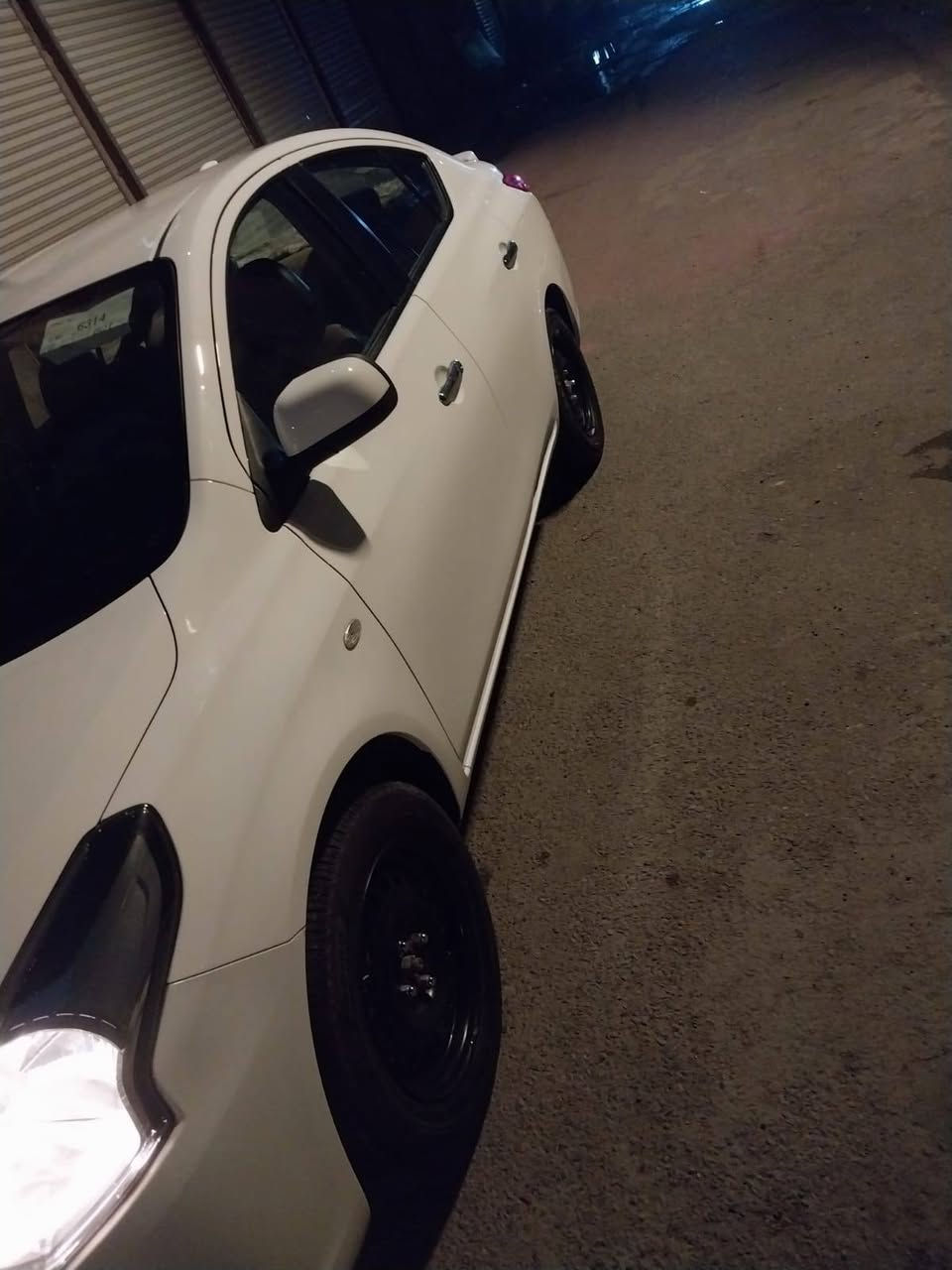 السلام عليكم نيسان سني هندي 2024زيرو ماشية 13الف السيارة بعدهي زيرو الشراي يتصل التفاصيل داخل الفيديو مكاني بغداد الكفاح *********** سعر 125وبيها مجال
