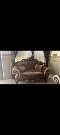 ١٠مقاعد • نظيف كلش • شبه جديد