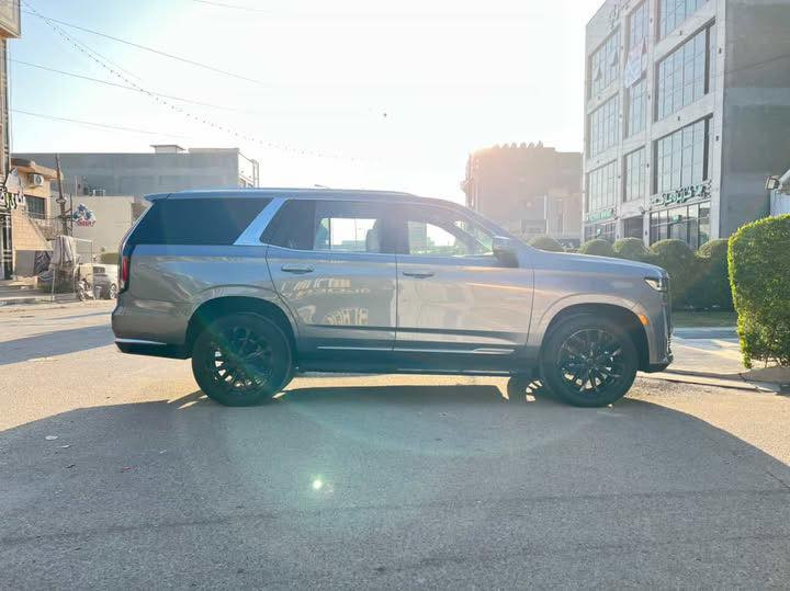 الفخامة الامريكية  ‎😍 ملكة الاناقة و الجمال 
كاديلاك اسكاليد  موديل 2021
السياره وارد امريكي 🌹

كفالة من كير من مكينة 6200و شرط الفحص 
عداد المسافة : 104899 ميل 

(ملاحظة) ..صور الحادث راسل واتساب ويوصلنك

المواصفات :🩵🔥
نقطة عمياء 
مري اوتو دم 
صندوق شفط  
نظام دفع رابع و خلفي 
شاشه كبيرة 
كامرة 4k
دمام صندوق
تشغيل عن بعد 
كاميرات 6
فورويل
كشن رجاج ‎
داتا شو 
بانوراما 
داخل لونين بيچي المرغوب 
جنطة ذكية جلاق 
رادار جانبي و امامي 
رادار تحديد مسار 
مسنات خلفية تدفئة 
كشن Vib منفصل 
مري شفط 
اشاير بلمري 
ويل 22
ذاكر ميموري خزن 
مسنات جلد 
اشعارات الكدلاك بل مري  
لدات 
اشاير ترحيب 
بصمات ٢
حزام ذكي 
كاميرا وسطية 
هاند بريك دكمة 
نظام سحب القطر 
مايك بجميع المقاعد 
نظام تجاوب مع السائق 
حاملات اكواب 
ثلاجة وسطية 

.السياره رقم بغداد انكليزي باسمي تحويل مباشر

العنوان :📍بغداد￼

للاستفسار الاتصال على هذا الرقم 
***********
