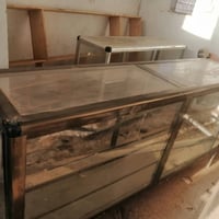 ميزين للبيع اللمنيوم واحد طوله 2متر والثاني متر ونص السعر 30 078313864...