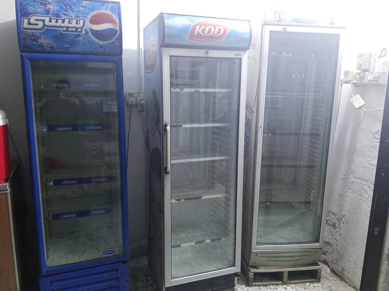 السلام عليكم عارضات للبيع للاتصال على الرقم ***********
