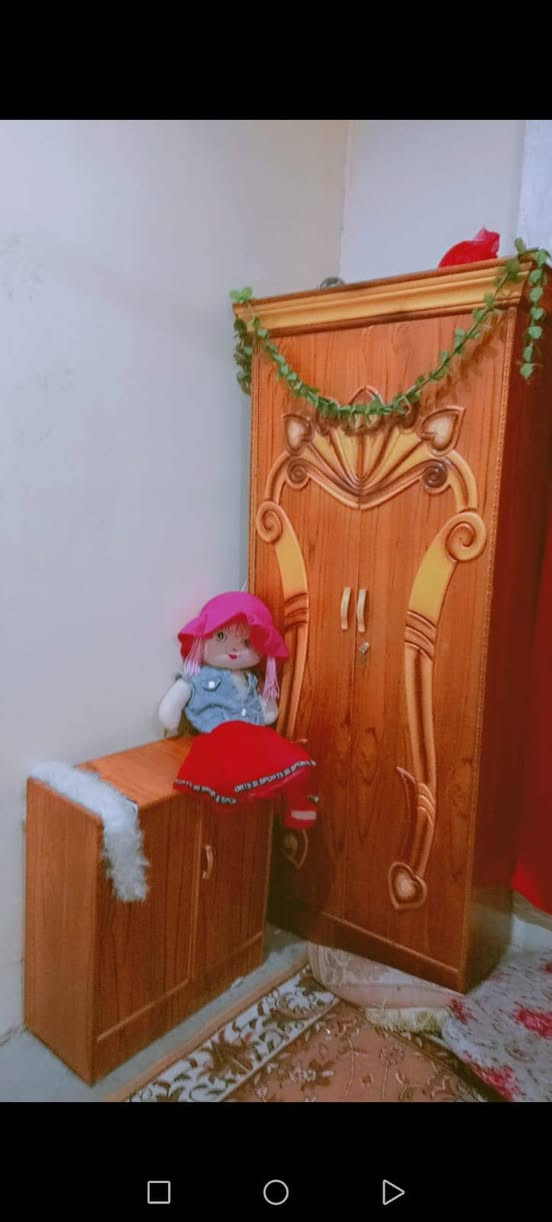 سلام عليكم غرفه للبيع سعر 525وبيها مجال المكان صقلاويه المعهد الفني ***********
