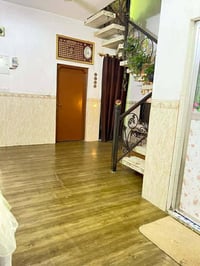 ١٠٠م • دورين • نظيف