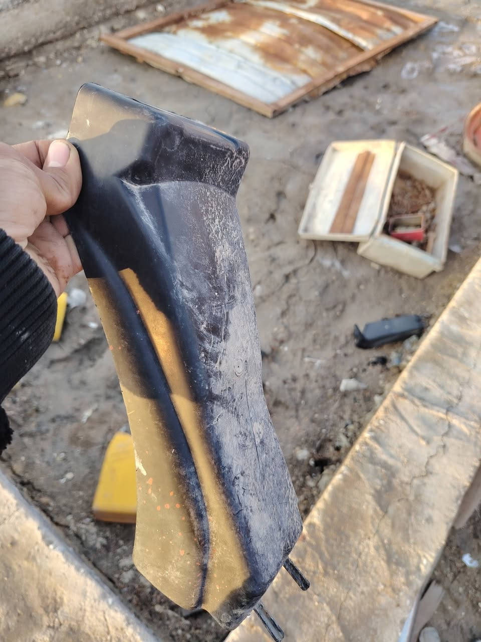 سلام عليكم قراض مستعمله للبيع مكاين ثنين وي شي تريده  خابرني ***********
