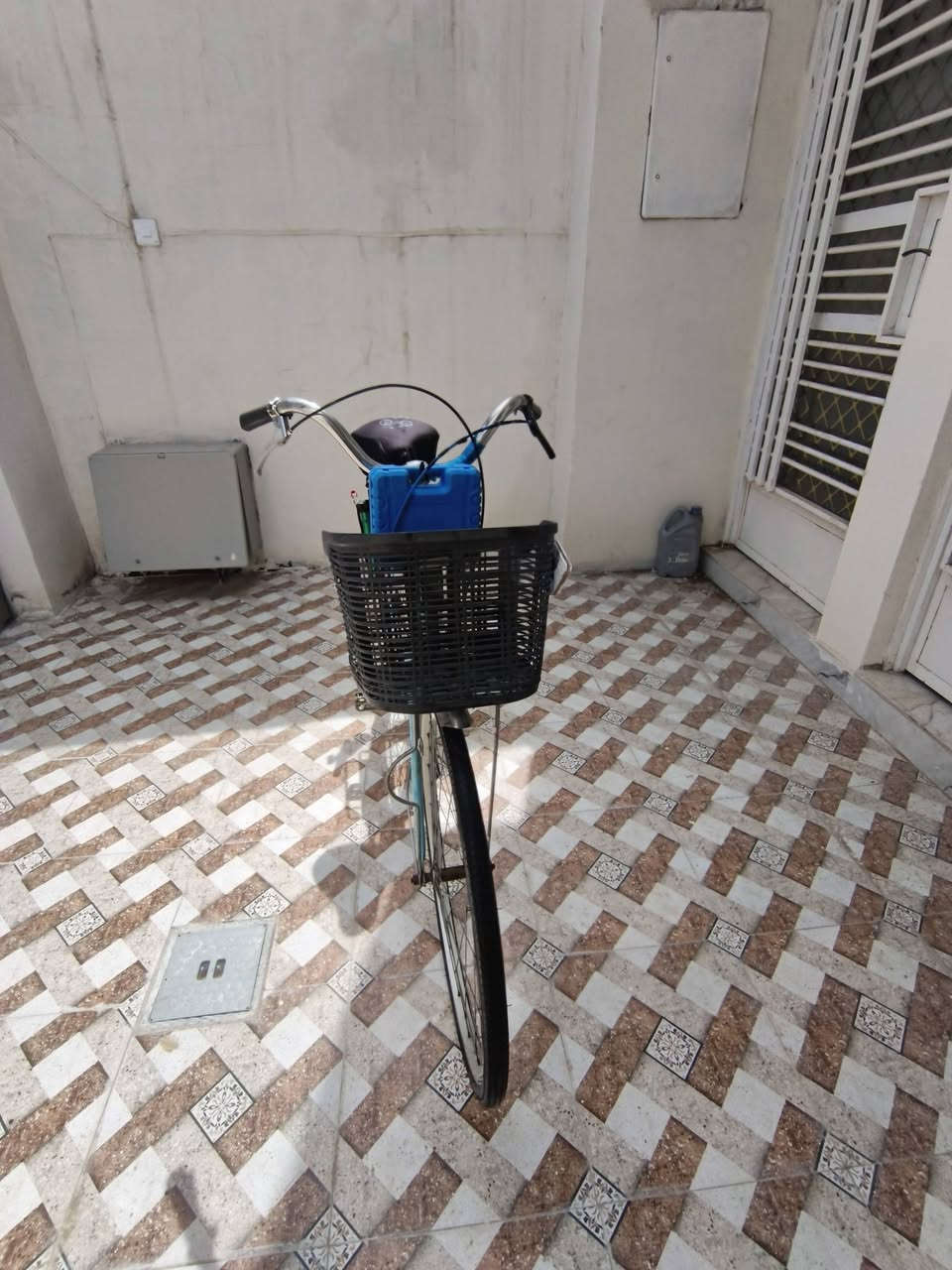 سلام عليكم خوان عندي هاي بايسكل للبيع بايسكل كامل مكمل تخم تاير ويل جديد سلة بريكات كامل ما بي أي نقص جامرلوغ مامي خلفي بايسكل جديد ما بي أي نقص سعر 55 بي مجال بصيط حك جية 
للعنوان ديالى بعقوبة تقاطع القدس ستفسار كثر      ***********
