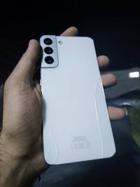 اس 22 بلاس شاشه ول ضهر بيهن كسر مامفتوح سعر 300 وبيه مجال  07726145790