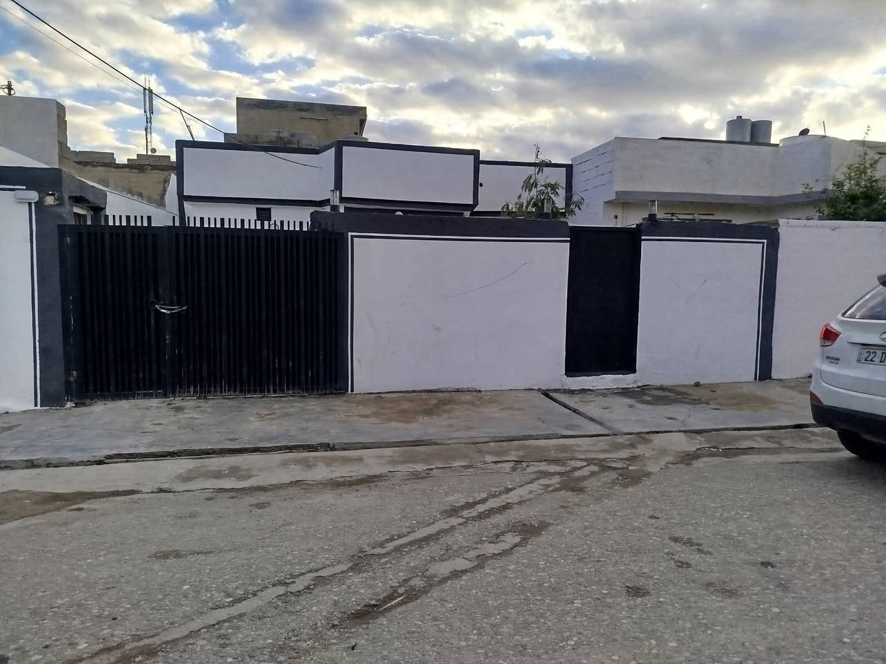 رقم اعلان۱۰٥٧
نوع عقار رقم زراعي
دارللبيع۲۰۰متر بيت جديد صفر مامسكون 
موقع بنجاعلي قرب سوق بنجاعلي 
قريب مستوصف بنجاعلي 
منطقه فول خدمات شار عريض
وتبليط
بيت فول سراميك سقف مغربي
نظام دكت مركزي
يتكون غرفتين نوم
استقبال
مطبخ حار وبارد
هول
صحيات
كراج سياره
سعر۷۰ملوين بي مجال
للاستفسار
۰۷٥۰۳٦۳۹۲٥۸واتساب
۰۷۷۰۱۳۳۰٤٥٥ فايبر
عقارات نيشتمان في كركوك
