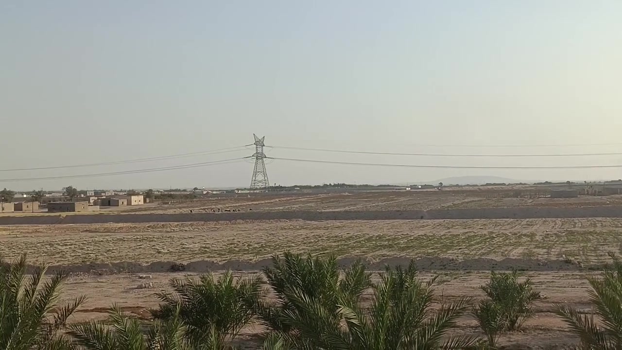 سلام عليكم اخوان دوانم للبيع مع كهرباء عقد مجدد قريبة على سيطرة النفط اللي قريبة على حسينية الزهراء الاتصال او الاستفسار على هذا الرقم ***********
