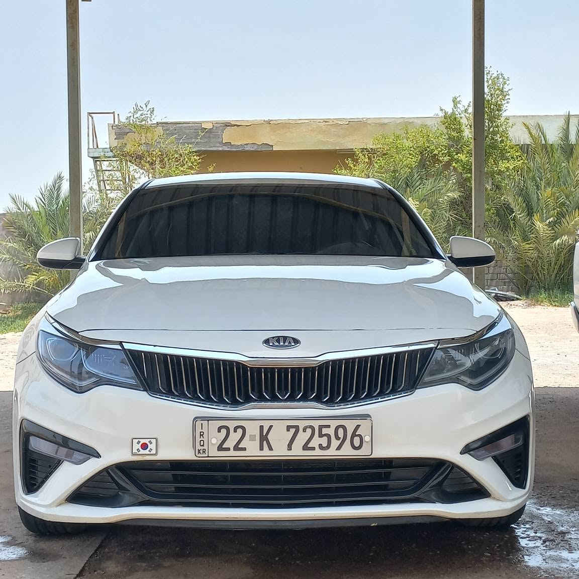 K5 موديل 2021 وارد كوري
صبغ قطعه وحده اثر ضربة خفيف شواصي بدون اثر وبيها بارد بالباب الخلفي عكس السائق ماشية ٦٦ الف فقط مكينه وكير كفالة على وضع الشركة 
السعر 153 المكان البصرة قضاء القرنة 
*********** المدينة, البصرة
