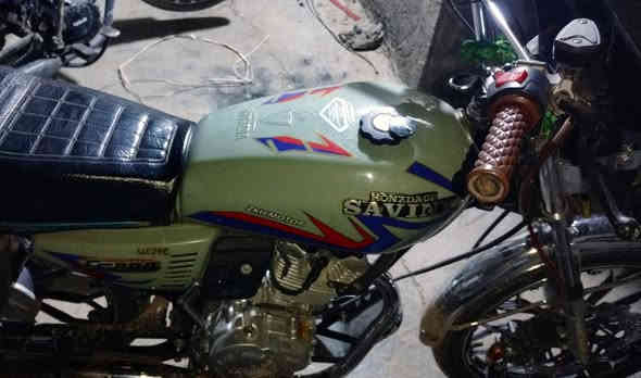 السلام عليكم
دراجه ايراني
الموديل 2025
ماشيه 9000 تسعه الاف زيرو
تايرات جديده
دبلات جديده
محرك جديد الدراجه كله جديده بعده مال شركه زيرو
ما ماشيه
كلشي شغال بيه بعده علا هيئه الشركه مابيه اي نقص
السعر 840 الف

رقم تلفوني *********** شغال عل سيمكرت

رقم تلفوني الثاني واتساب فقط ***********
