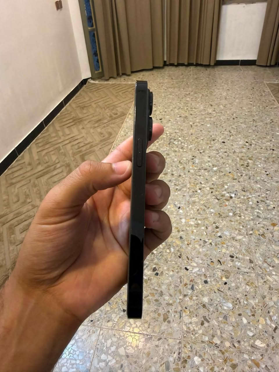 14برو فقط  (ملحقات كارتونة الاصلية )

جهاز وتر بروف مداخل صيانة 

ذاكرة 128
بطارية 78شحن ممتاز 
فقط فطر بل الضهر كلش زغير 
العنوان بغداد الحسينية 
***********
السعر 625وبي مجال
