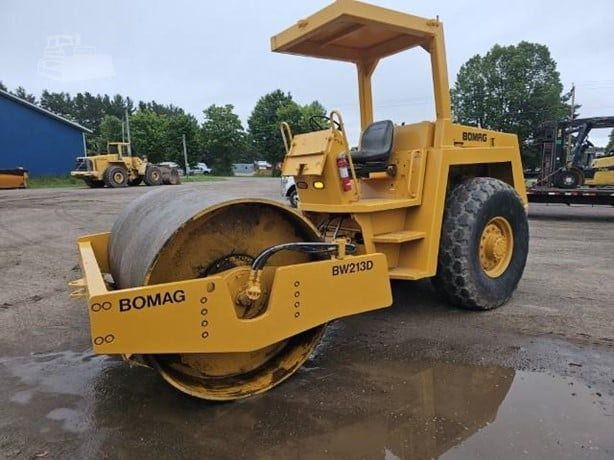 حادلة بوماك حجم 213 model 1988
ساعات العمل 8063 ساعة جديدة تقريبا
الحادلة مكفولة من الأضرار الفني والمكيانيكية بحالة ممتازة
مكان الحادلة أوربا
مدة الوصول إلى العراق بعد الاتفاق والحجز تبلغ ٣٠-٢٥يوم
السعر شامل مصاريف النقل والكمرك والتسجيل المروري
$15000 دولار أمريكي
للتواصل خاص
أو واتساب
+380947108102


**إذا كنت صاحب هذا الإعلان وتريد حذفه لأي سبب، رجاءا أرسل رسالة إلى الدعم الفني**