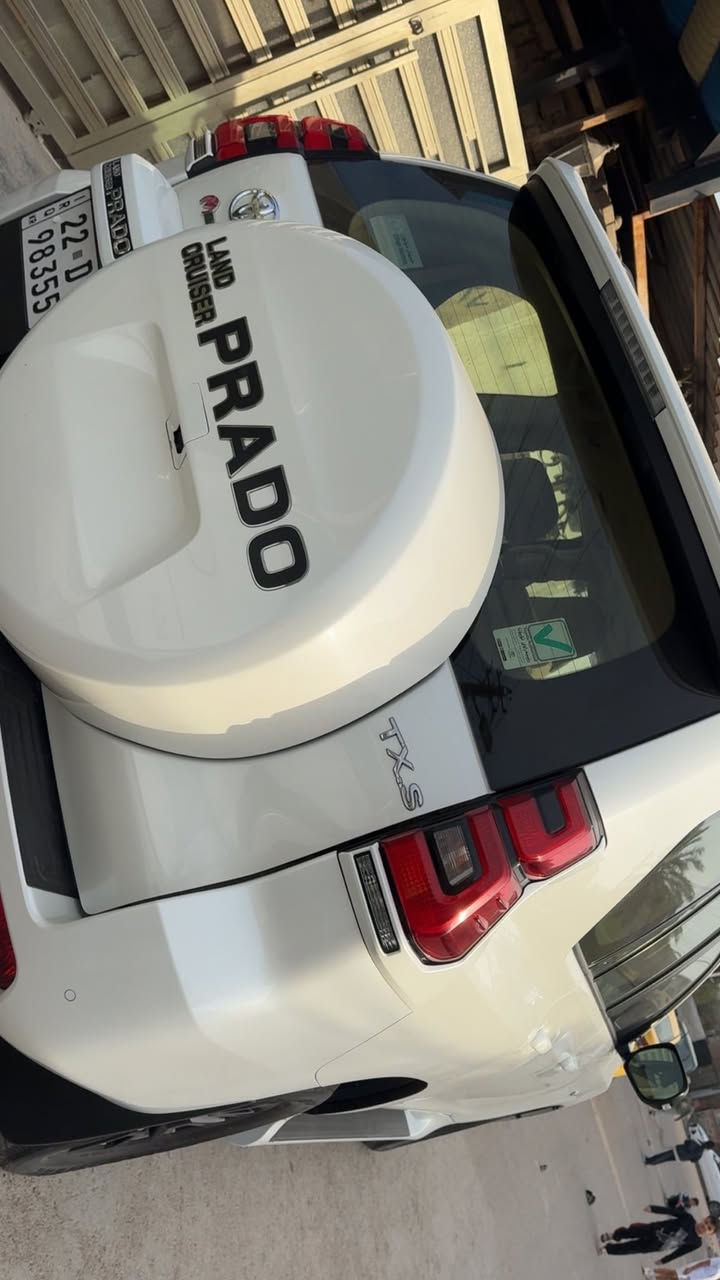 برادوTXS .2023
ماشية ٢٢٥٠٠ 
مد نايت الجديد
مكفولة كفاله عامه كلين
كشنات كهرباء 
حجم المحرك V6 
مفتاح التشغيل بصمة
فتحة سقف سلايد روف
‏ABS
فور ويل 
شاشة اصلي
كامرا دوارة
اشارة ترحيب ب دوسات
حساسات امامية
حساسات خلفية
لايت زينون + LED
كشافات زينون
بك لايت LED
حجم الاطارات 19
مقود جلد حياكة
مثبت سرعة
المودات والاوامر الصوتية
حركة المقاعد الامامية كهرباء
نظام تبريد للمقاعد الامامية
مقاعد عدد 7
مقاعد جلد 
تبريد شاشة
ثلاث قطع تبريد
ثلاجة
شاشة لتحكم التبريد الخلفي
نظام نزول منحدرات
نظام مانع تزحلق
نظام حساس اطارات
‏SPORT
اشاير بالمري والمري قابله للطي
مخرج USB
‏Bluetooth
مخرج منفذ الطاقة
حاملات اكواب
هوك خلفي
شفتات ستيرن 
شاحن موباي
رقم اربيل شرط تحويل مباشرة 
السعر 75 مليون قفل
للأستفسار ***********
