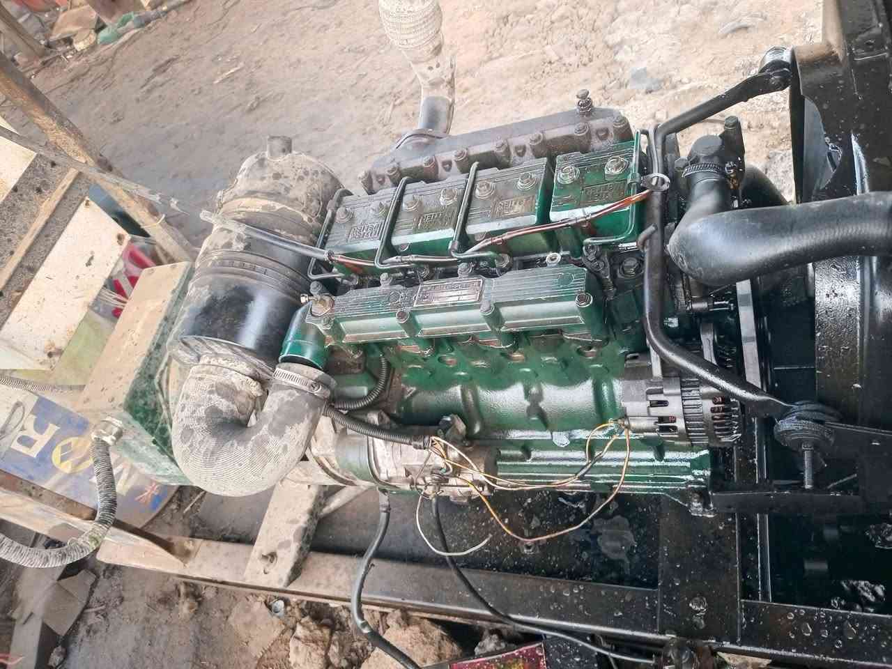 السلام عليكم للبيع مولده لستر 4 بستم خير من الله جاهزة للعمل 17,5 كيفي ***********
