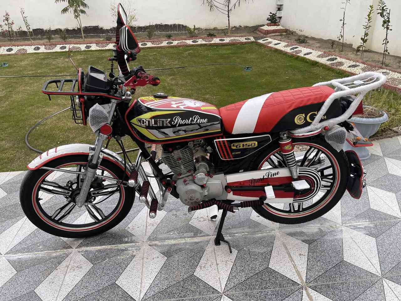 السلام عليكم للبيع دراجه سيفان ايراني دراجه موديل2023 دراجه نضيفه حلوه مشيهه حلو  مرتبه ومزوده او شوفت عينك تجي تفحص اوبيك خير اوتدلل دراجه بيهه ورقه وحده فقط سعر الدراجه750 
العنوان التاميم 
رقم الهاتف ***********
