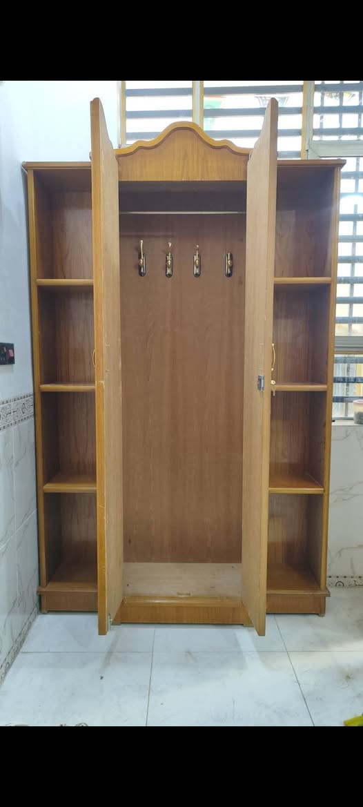 مرحبا زاويه للبيع صاج تسكام اي ظرر مابيه تصلح مكتبه وبنص كنتور خانتين السعر 125 وبيه  مجال العنوان الشطره حي الشرطه


**إذا كنت صاحب هذا الإعلان وتريد حذفه لأي سبب، رجاءا أرسل رسالة إلى الدعم الفني**