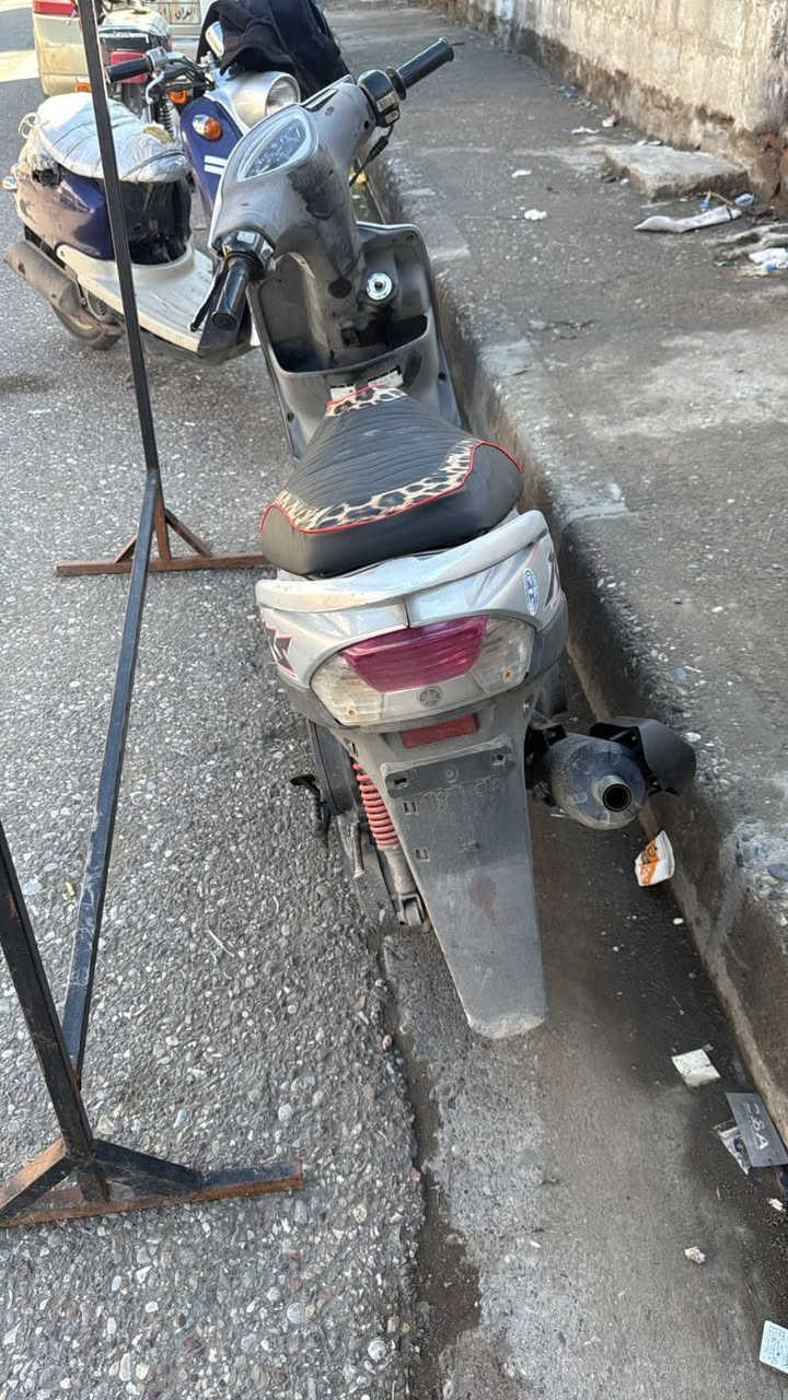 متاح ماكس عدله كلها على البلاد دراجه مختمه ختم واحد بس كابربته تجاري دراجه شلعه ومعدل محرك صبانه ممطخوخ عليها والماخذ مني يعرفني زين زين سعرها 850المكان كركوك_دوميز الشراي بي خير ويدلل هذا رقمي***********
